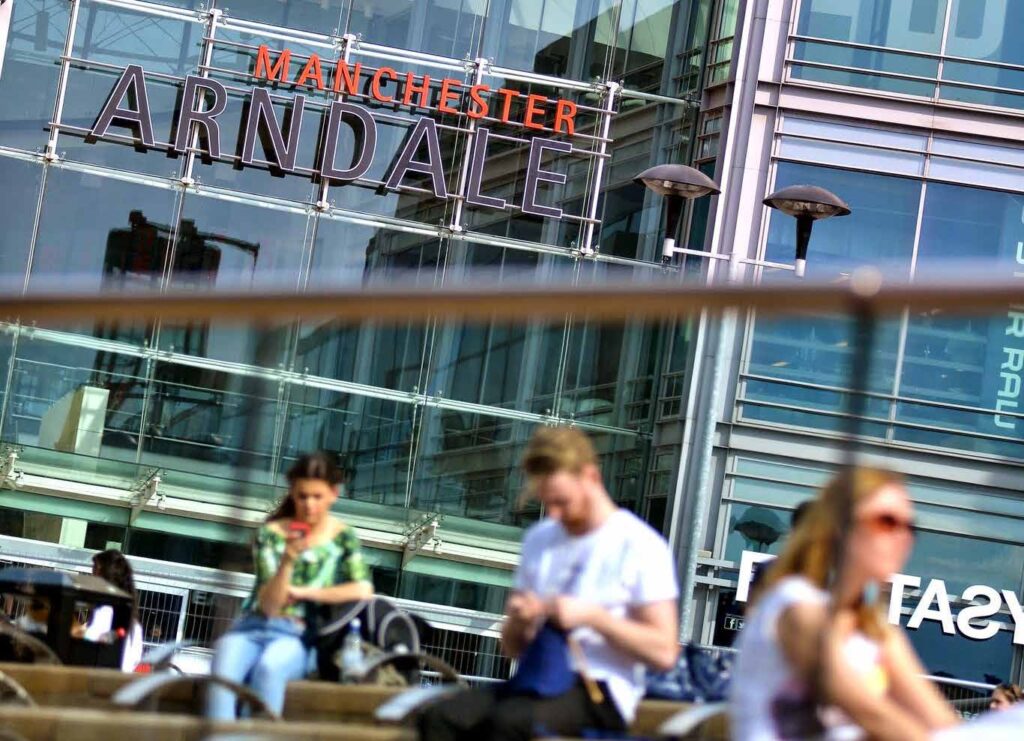 shopping in manchester